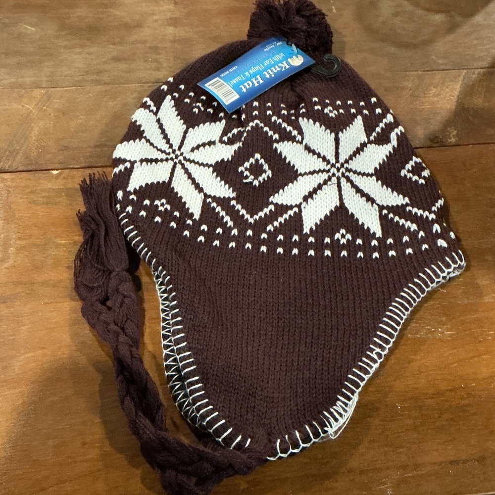 NWT 100% Acrylic Knit Hat with Ear Flaps and Tassels Dark Brown and White OS
